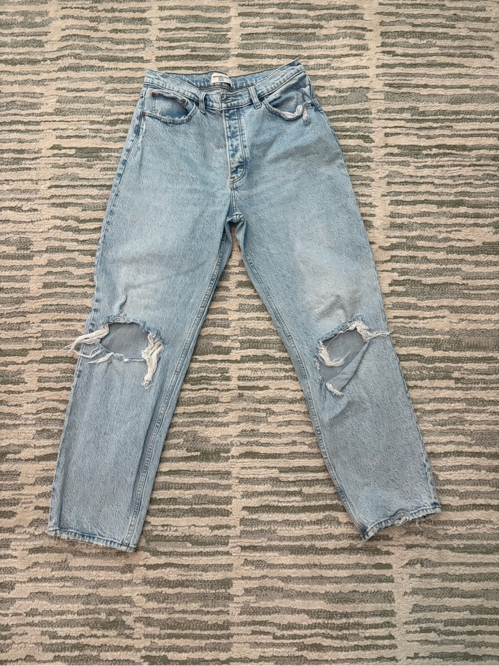 Abercrombie & Fitch Light Wash Ripped Boyfriend Jeans